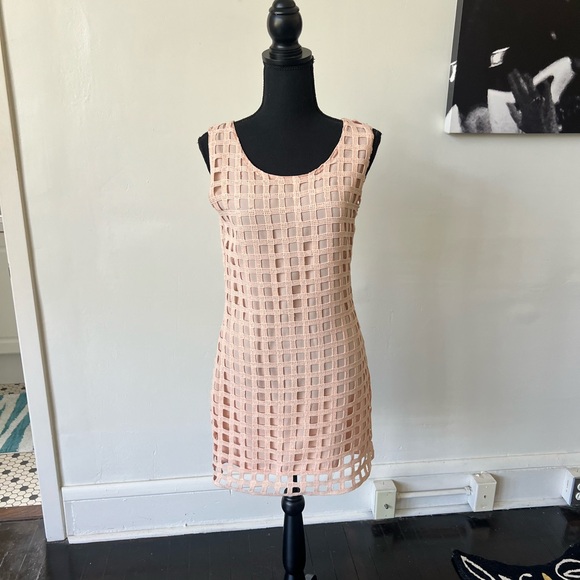 Just Me Blush Pink Basket Weave Mini Dress size Small - Picture 2 of 8